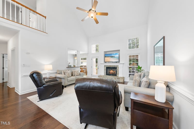 55 Kristopher Woods Dr, Youngsville, NC 27596