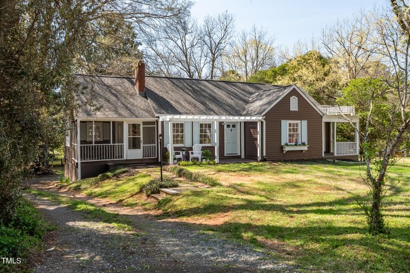 55 Lindsey St, Pittsboro, NC 27312