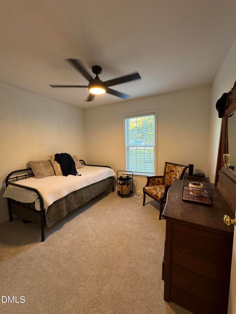55 Meadowfield Ln, Franklinton, NC 27525