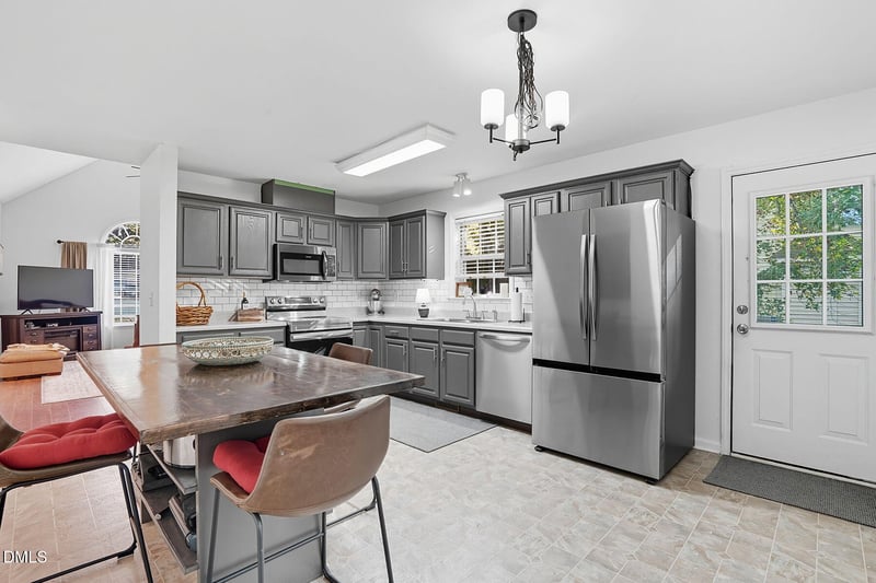 55 Meadowfield Ln, Franklinton, NC 27525