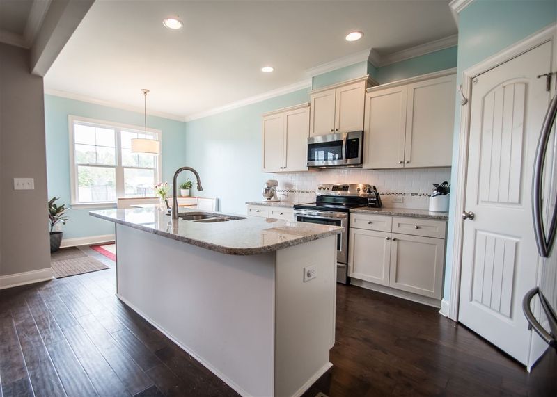 55 Post Oak Dr, Louisburg, NC 27549