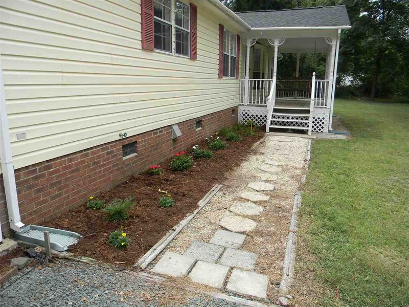 55 Prestonwood Dr, Pittsboro, NC 27312