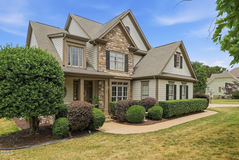 55 Princeton Manor Dr, Youngsville, NC 27596