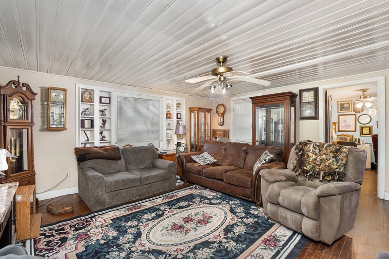 55 Rainbow Dr, Erwin, NC 28334