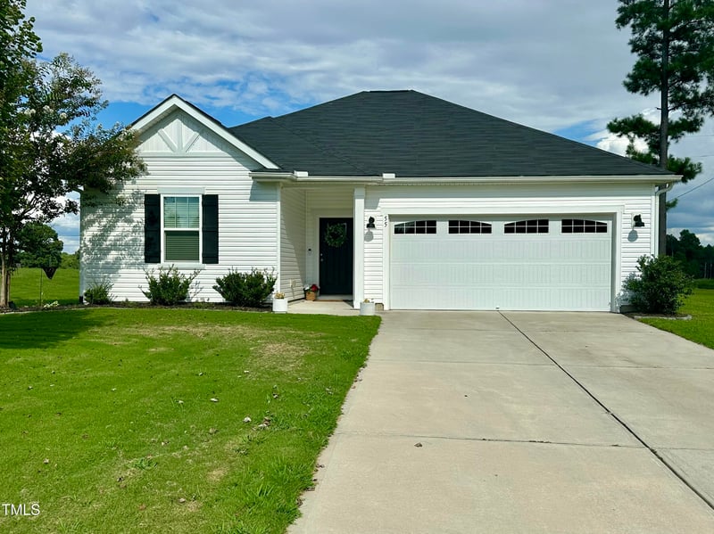 55 Rolling Field Dr, Fuquay Varina, NC 27526