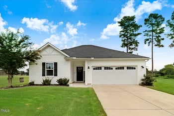 55 Rolling Field Dr, Fuquay Varina, NC 27526