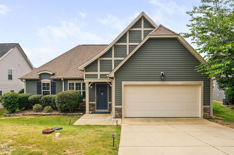 55 Rolling Meadows Dr, Clayton, NC 27527