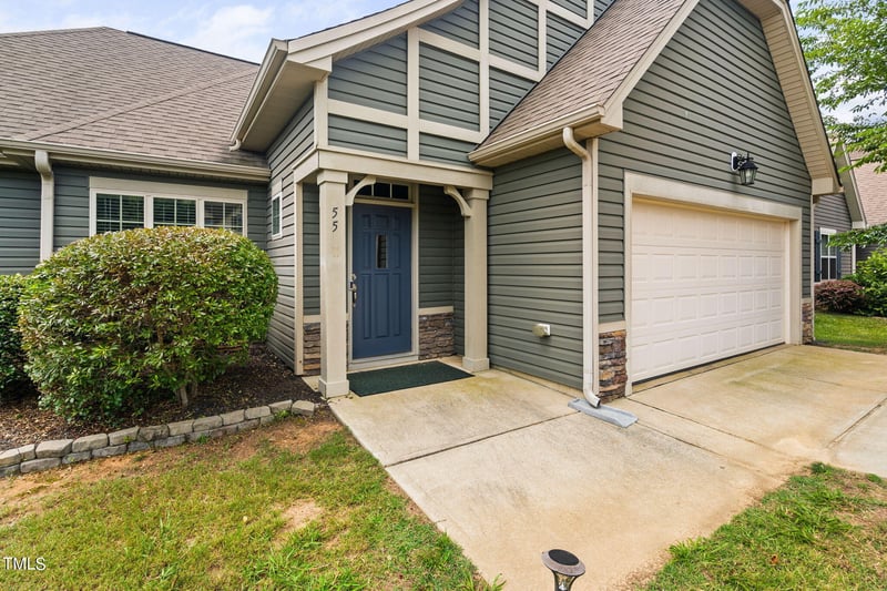 55 Rolling Meadows Dr, Clayton, NC 27527