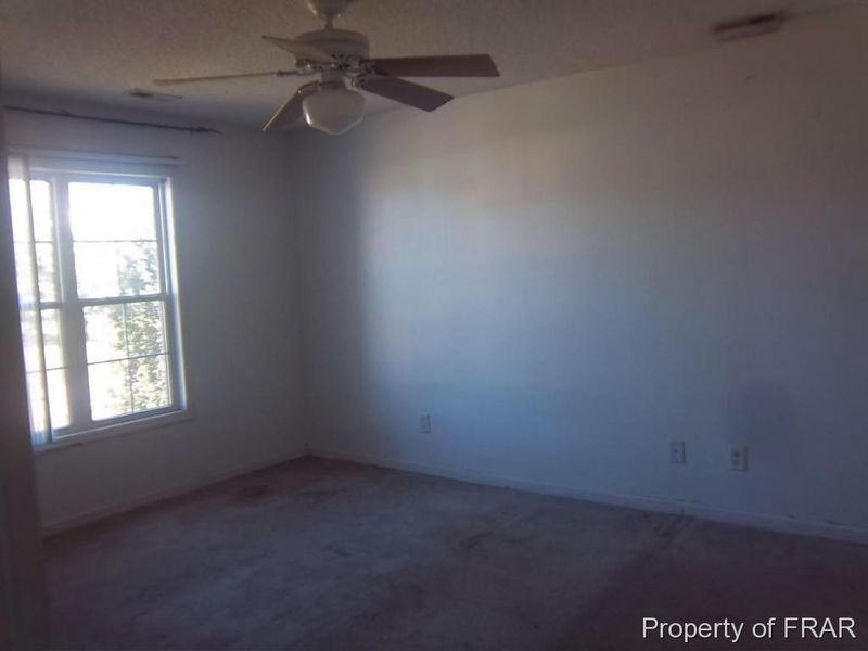 55 Sandy Bluff Ct, Sanford, NC 27332