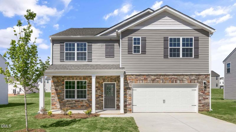 55 Tiger Eye Dr, Clayton, NC 27520