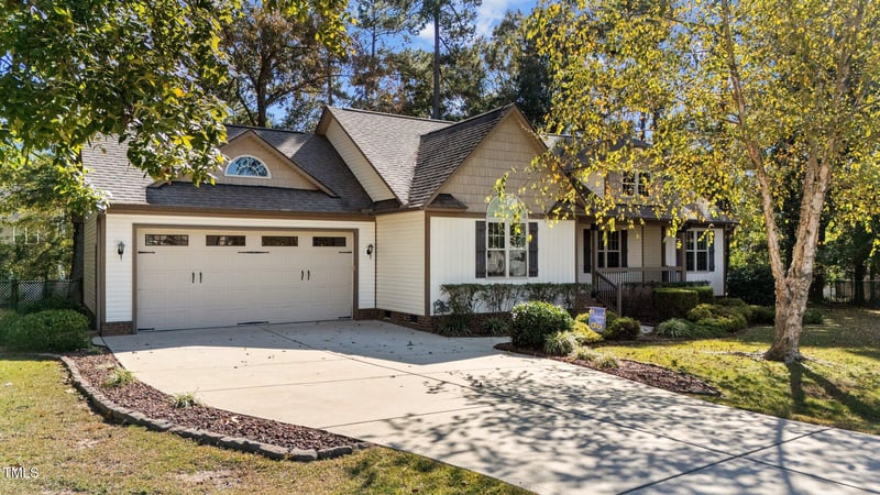 55 Tucker Farm Cir, Angier, NC 27501