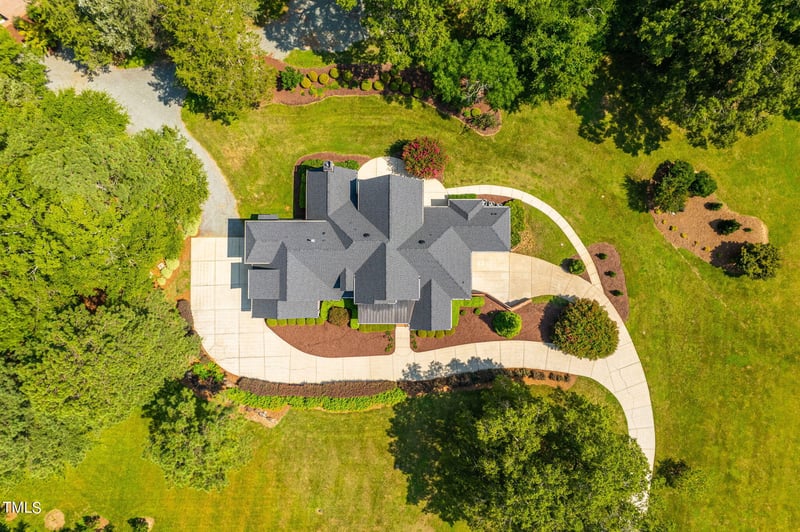 55 Valley Ln, Pittsboro, NC 27312