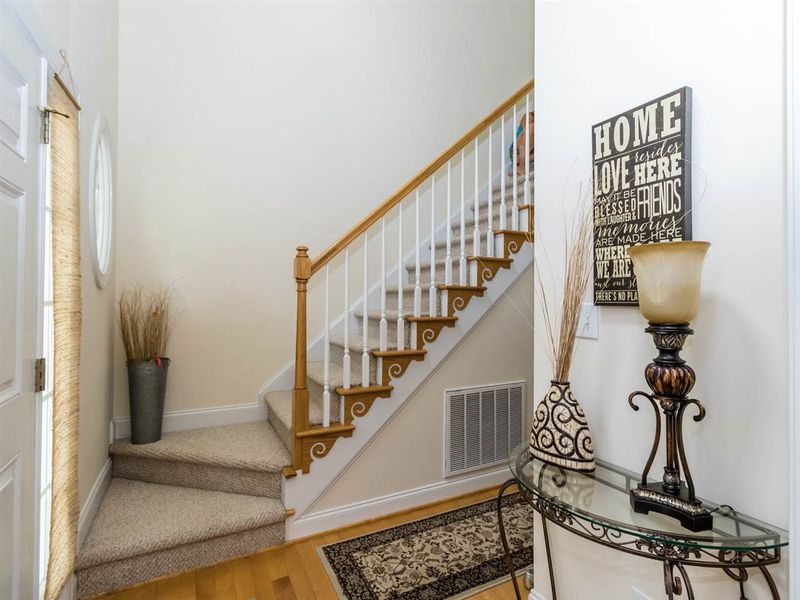 55 Williamston Ridge Dr, Youngsville, NC 27596
