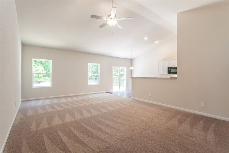 55 Windbreak Ln, Youngsville, NC 27596