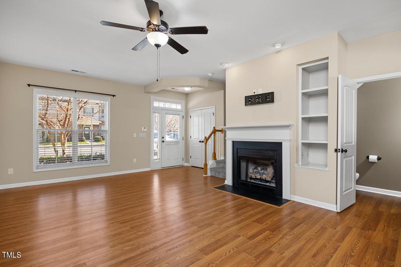 550 Matheson Pl, Cary, NC 27511