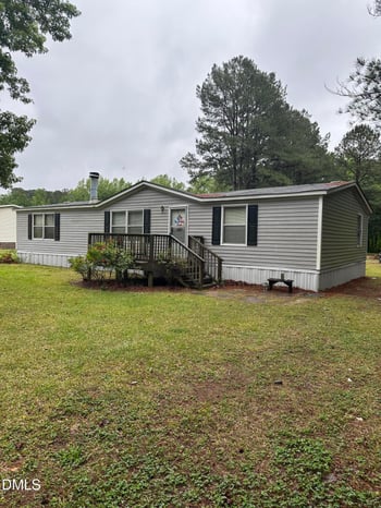 550 Phillips Rd, Selma, NC 27576