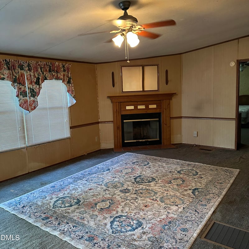 550 Phillips Rd, Selma, NC 27576