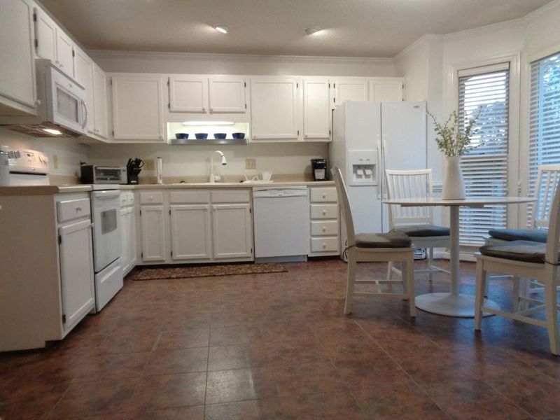 5500 Fortunes Ridge Dr #63-B, Durham, NC 27713