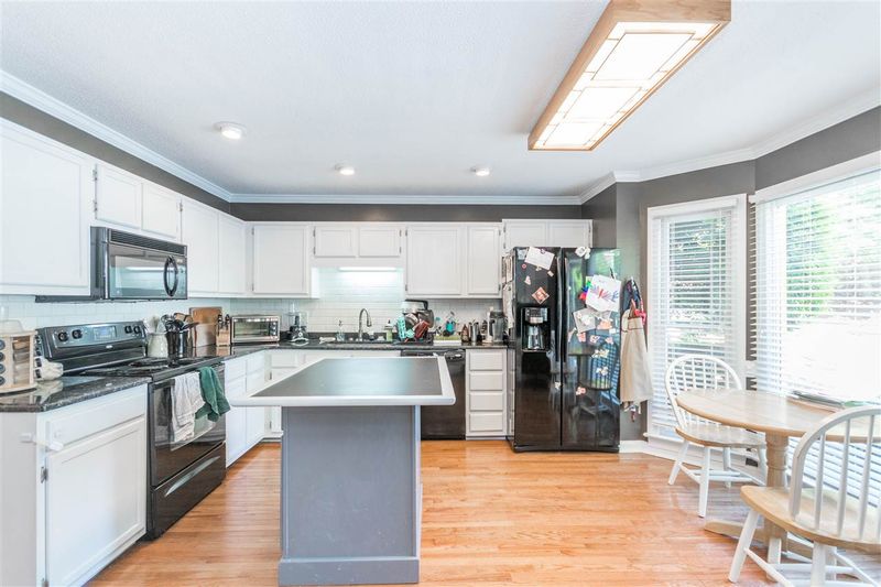 5500 Fortunes Ridge Dr #74B, Durham, NC 27703