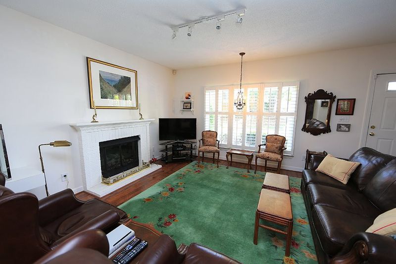 5500 Fortunes Ridge Dr #74D, Durham, NC 27713