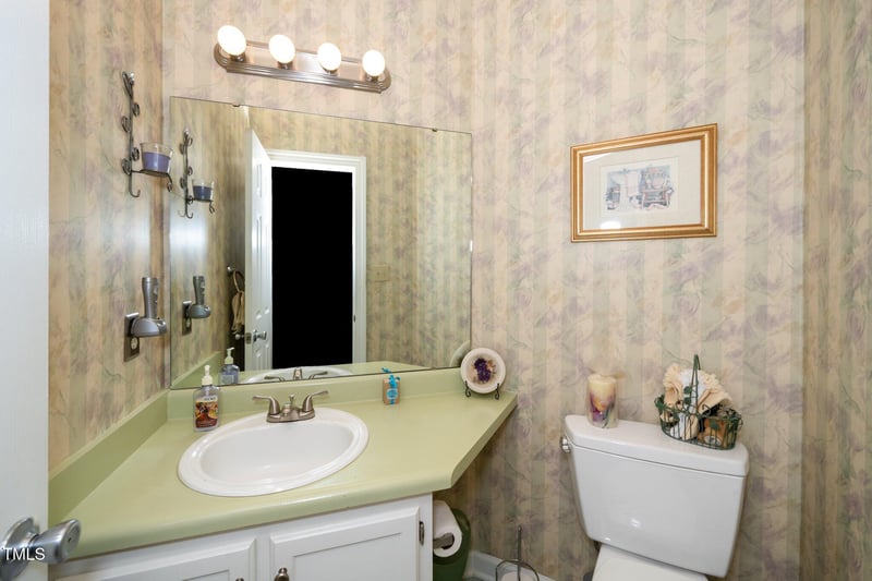 5500 Fortunes Ridge Dr, Durham, NC 27713