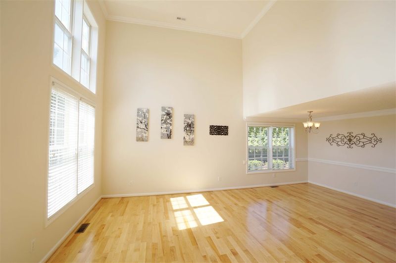 5500 Phillipsburg Dr, Raleigh, NC 27613