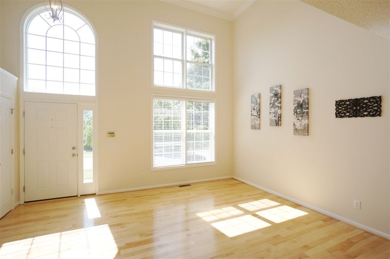 5500 Phillipsburg Dr, Raleigh, NC 27613