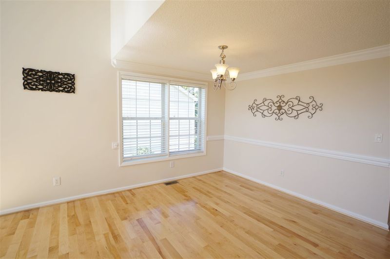 5500 Phillipsburg Dr, Raleigh, NC 27613