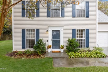 5500 Scenic Brook Ln, Raleigh, NC 27616