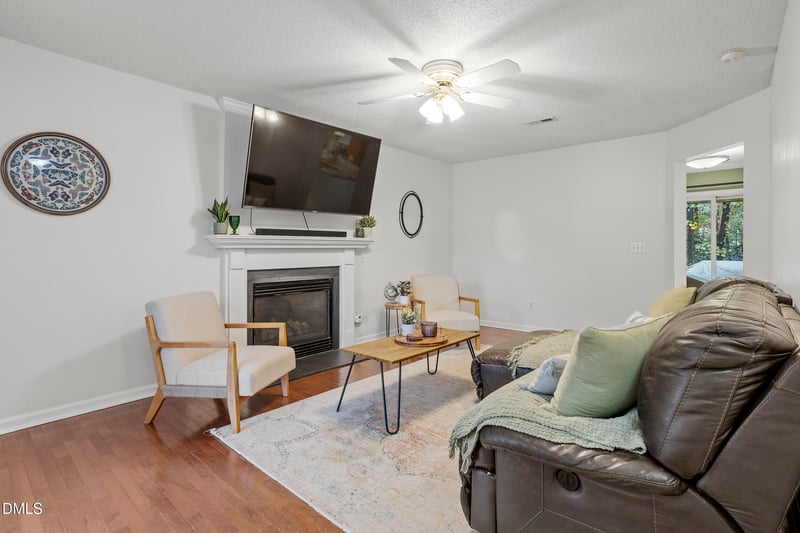 5500 Scenic Brook Ln, Raleigh, NC 27616