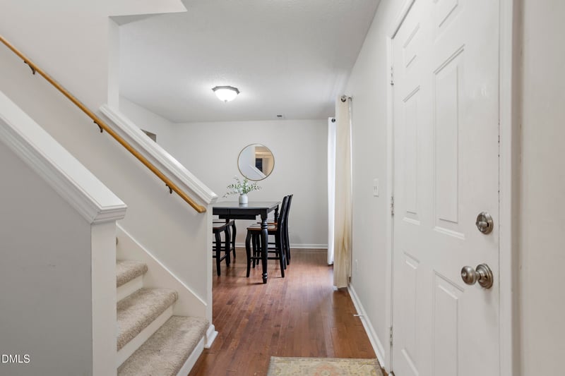 5500 Scenic Brook Ln, Raleigh, NC 27616