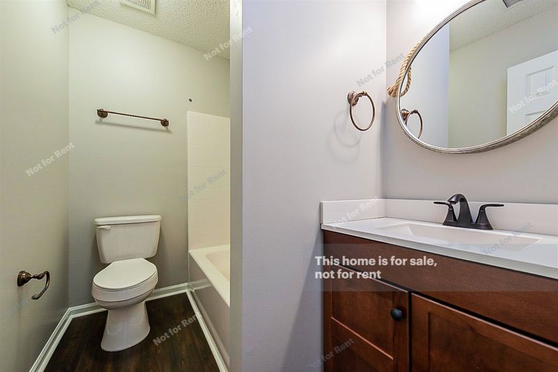 5500 Wilhagan Ct, Raleigh, NC 27616