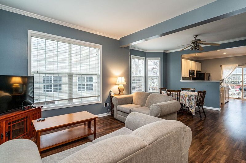 5501 Crabtree Park Ct, Raleigh, NC 27612