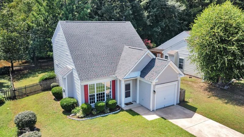 5501 Orchard Pond Dr, Raleigh, NC 27616