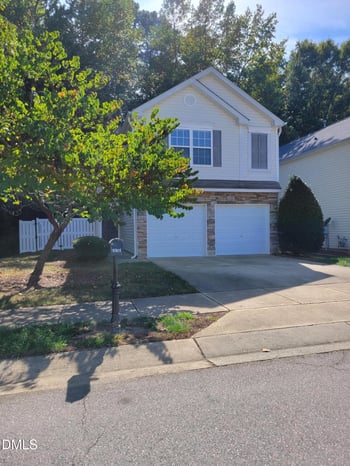 5501 Stewartby Dr, Raleigh, NC 27613