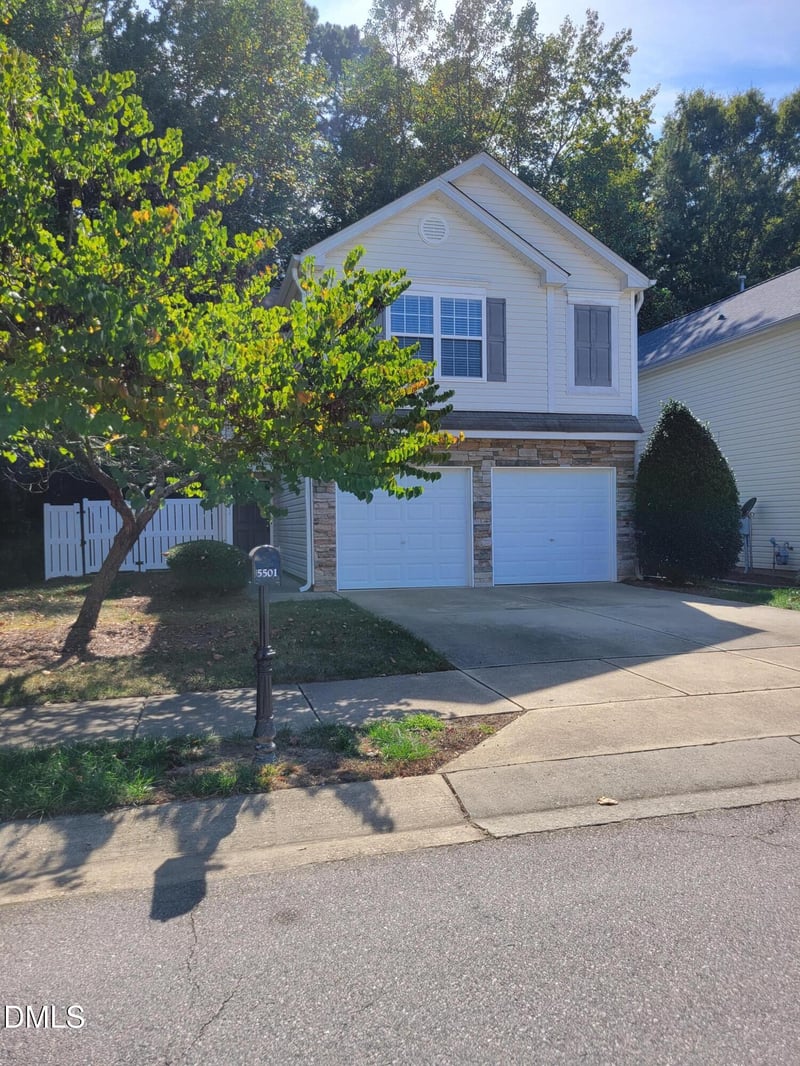 5501 Stewartby Dr, Raleigh, NC 27613