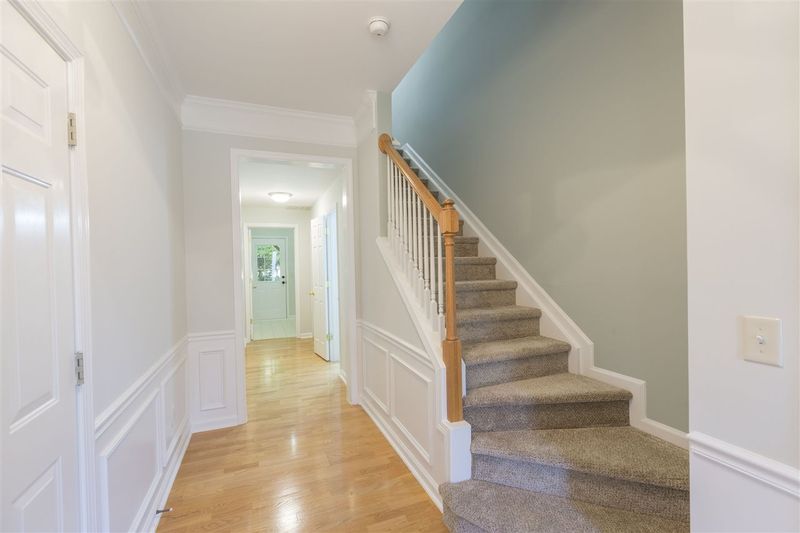5502 Red Robin Rd, Raleigh, NC 27613