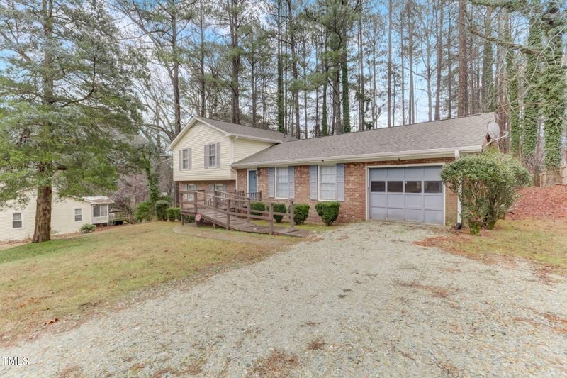 5502 Russell Rd, Durham, NC 27712