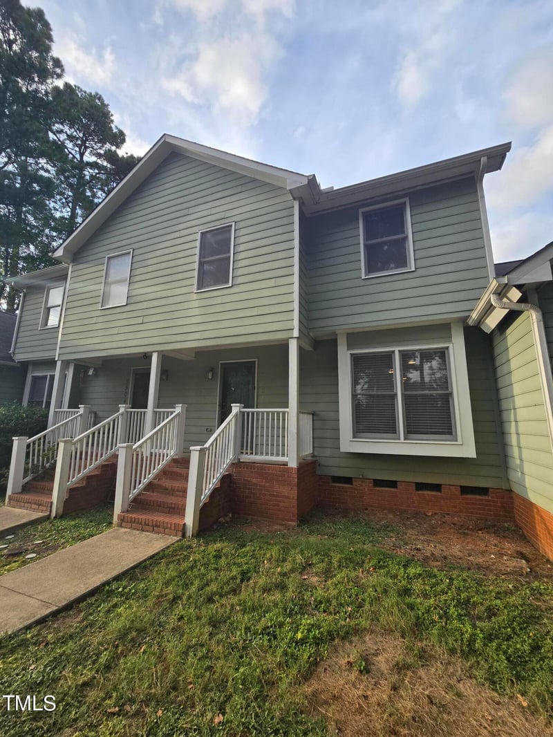 5502 Supreme Dr, Raleigh, NC 27606