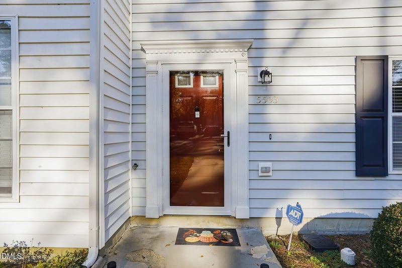 5503 Fieldcross Ct, Raleigh, NC 27610