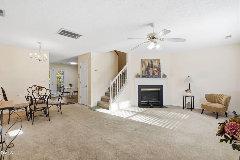 5503 Fieldcross Ct, Raleigh, NC 27610