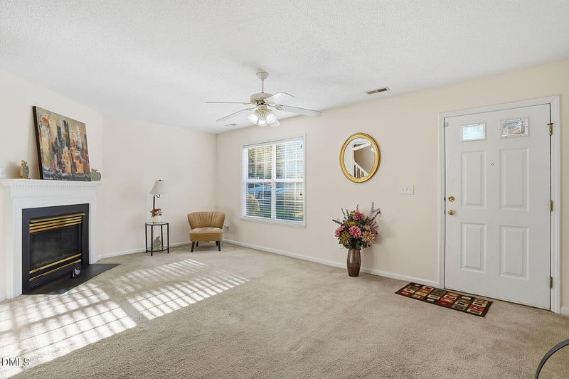 5503 Fieldcross Ct, Raleigh, NC 27610