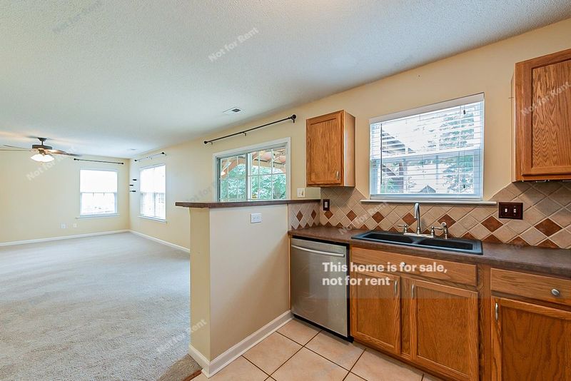 5504 Bridgeman Ct, Durham, NC 27703