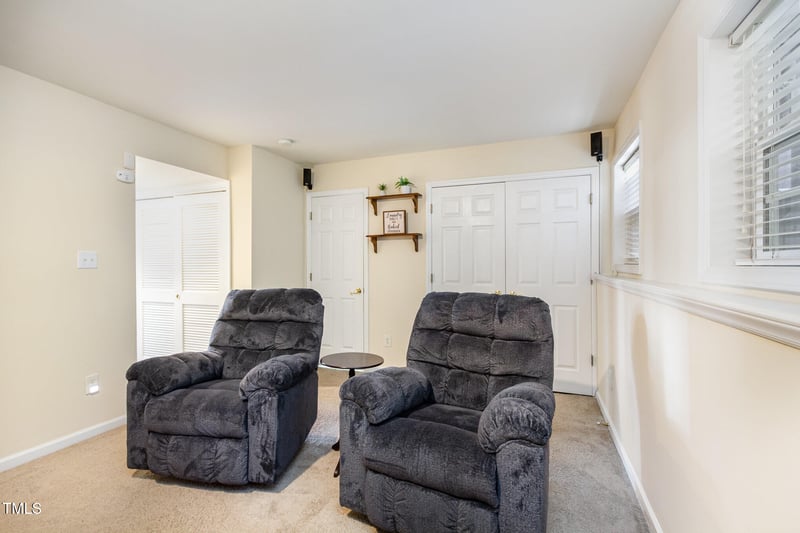 5504 Crabtree Park Ct, Raleigh, NC 27612