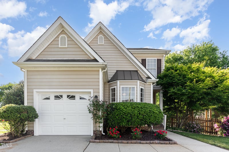 5504 Creekdale Cir, Raleigh, NC 27612