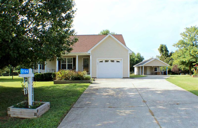5504 Field View Rd, Mebane, NC 27302