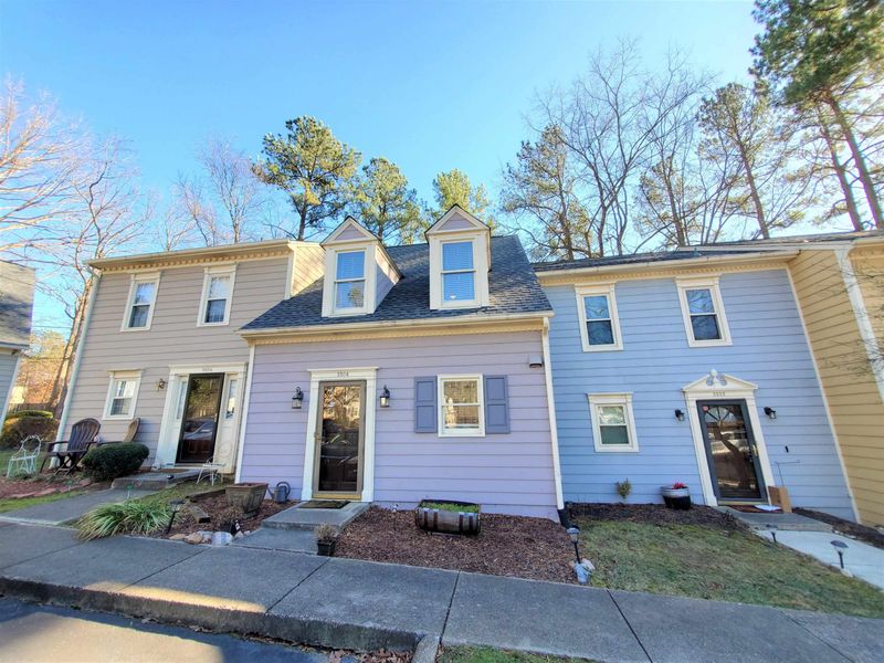 5504 Forest Oaks Dr, Raleigh, NC 27609