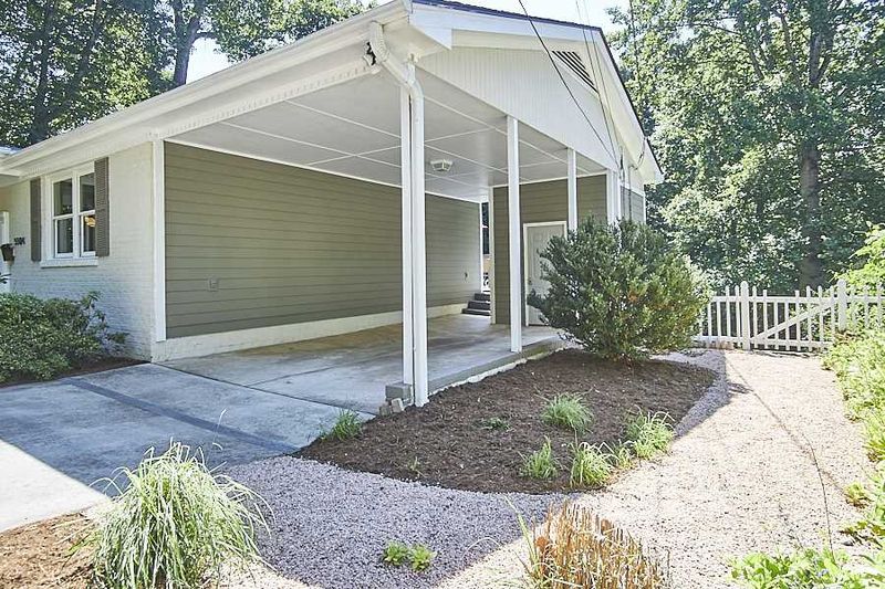 5504 Hills Dr, Raleigh, NC 27612