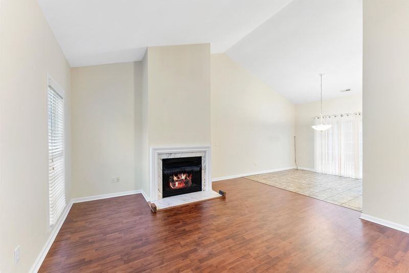 5504 Neuse Wood Dr, Raleigh, NC 27616
