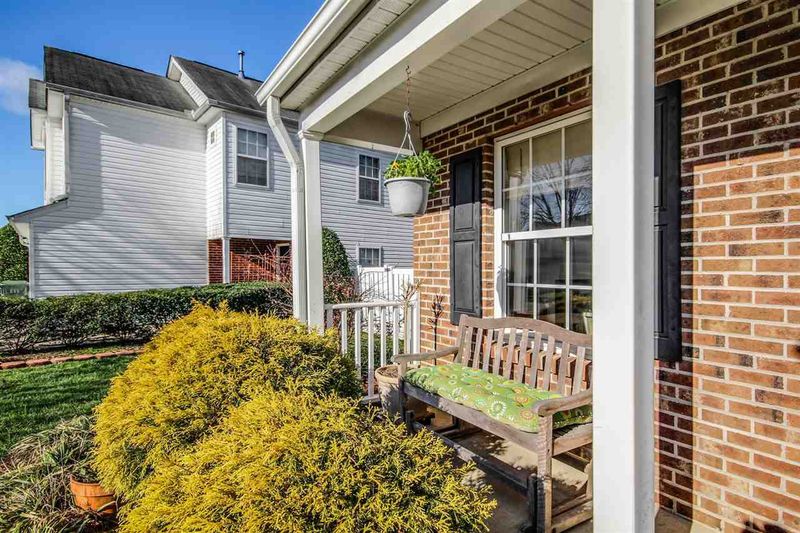 5504 Roan Mountain Pl, Raleigh, NC 27613